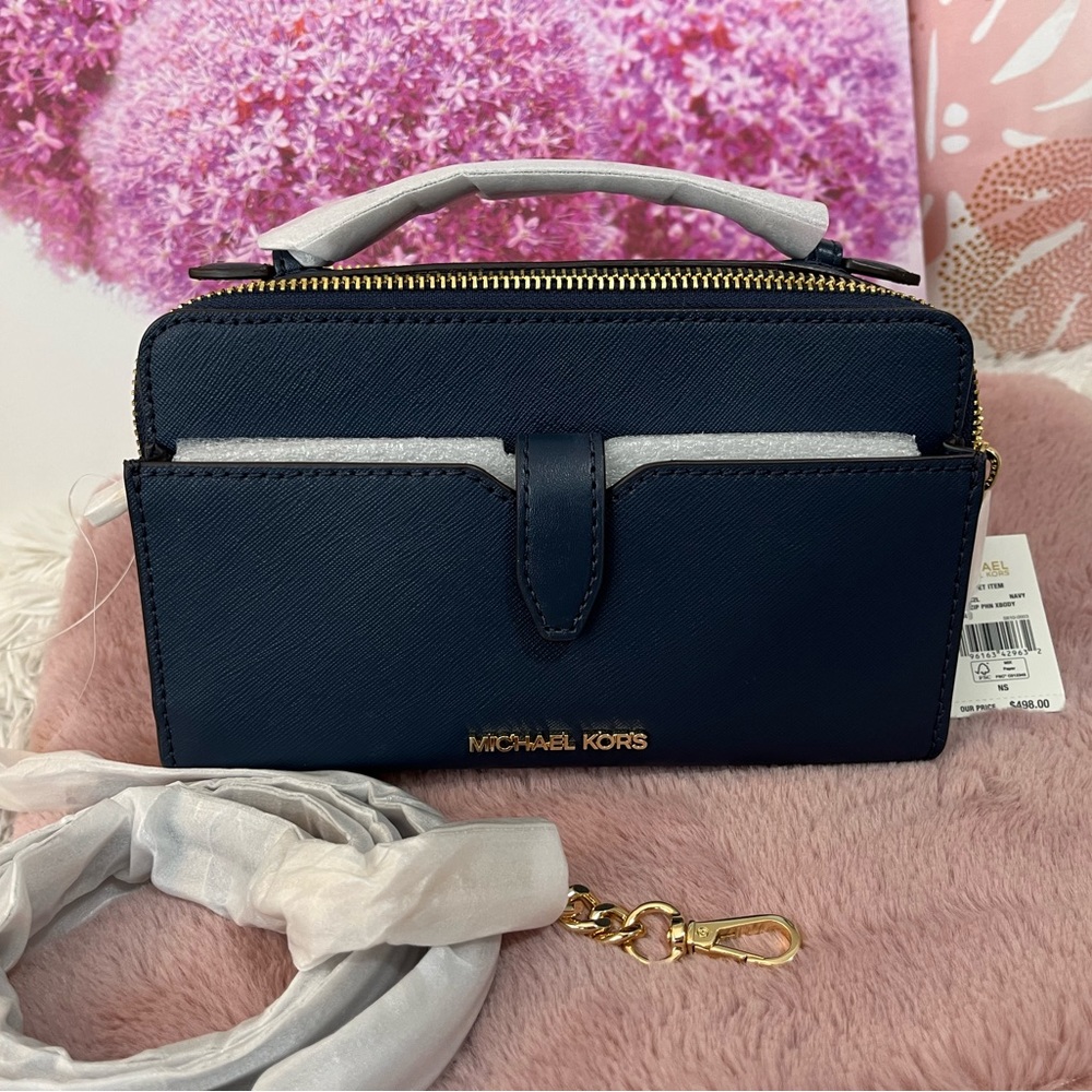 ‼️SOLD ‼️Mk Crossbody - Picture 6 of 10